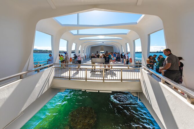 Pearl Harbor USS Arizona & Bowfin Submarine - USS Arizona Memorial and Bowfin in one package