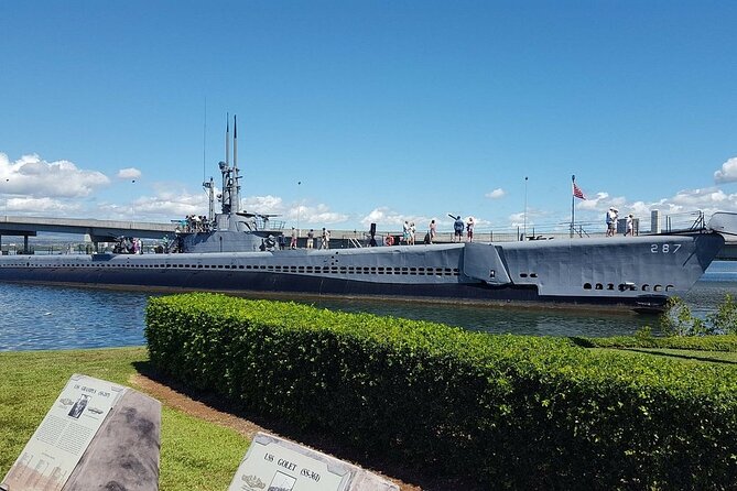 Pearl Harbor USS Arizona & Bowfin Submarine - USS Bowfin submarine: seeing the war from inside