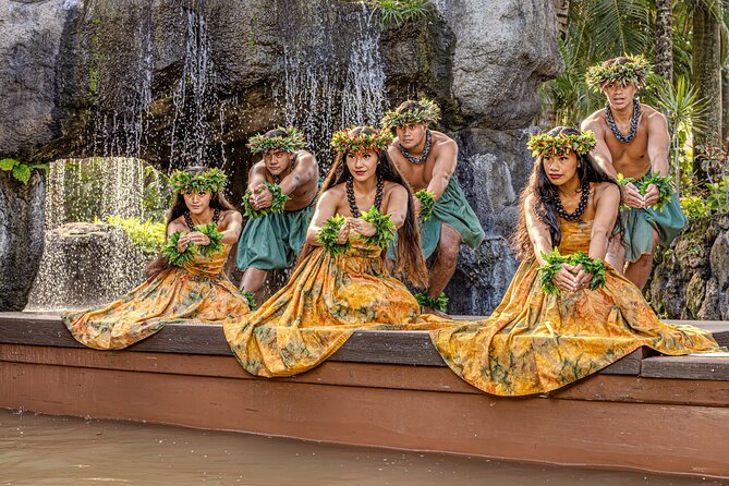 Polynesian Cultural Center: Gateway Buffet Package - Hā: Breath of Life show at night: 100+ performers, fire knives, and silver seating