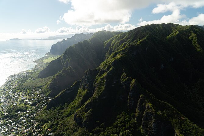 Private 60 Minutes Helicopter Tour in Honolulu - Your Flight Route Over Oahu: From Waikiki to Diamond Head and Beyond