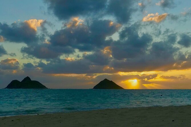 Private Customizable Grand Circle Island Tour of Oahu - Your Guide Matters: What the Best Drivers Do in a Private Van