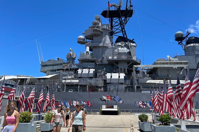Private USS Arizona and USS Missouri Pearl Harbor Tour - Punchbowl Crater: National Memorial Cemetery of the Pacific Views