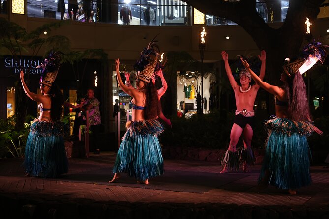 Queens Waikiki Luau with Dinner Buffet and Cultural Activities - Seating, Weather, and the View from an Open-Air Mall Venue