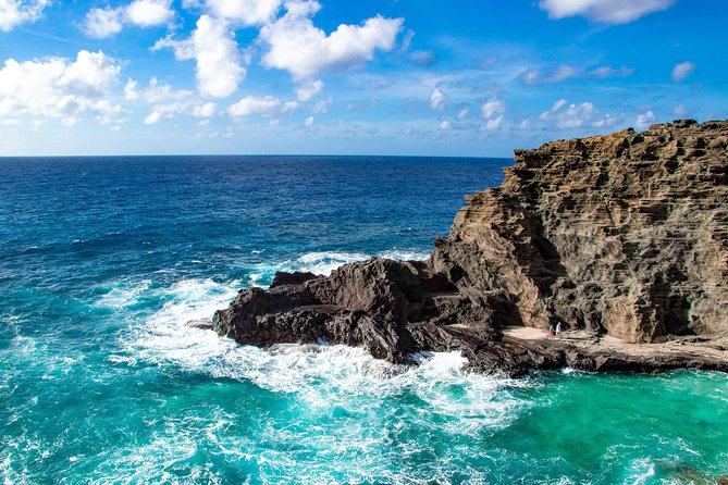 Sights & Bites Ultimate Oahu Circle Island Foodie Tour - Pickup timing and the morning routine in Waikiki