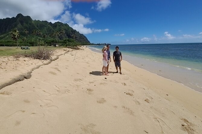 Skip the Crowds: Secret Oahu Half Circle Tour with a Local - Logistics that matter: pickup, mobile ticket, and short stop times