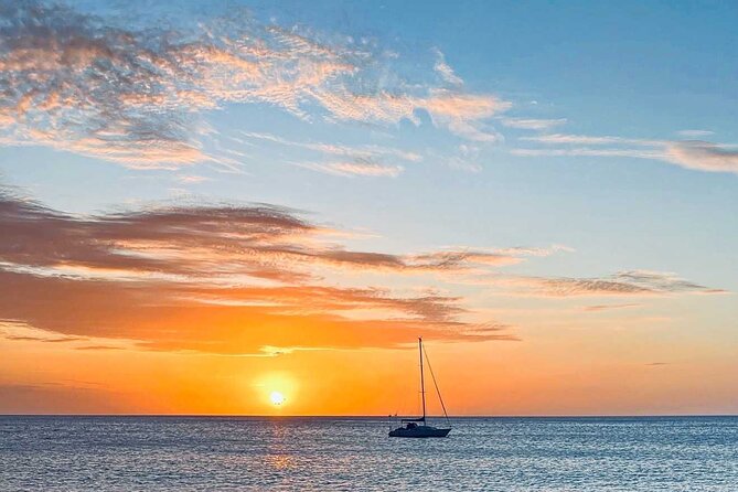 Small Group Waikiki Sunset Sailing Tour - Hawaii Yacht Club: Finding the Dock Without Losing Your Evening