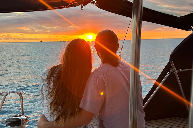 Small Group Waikiki Sunset Sailing Tour - The Captain Factor: Sailing Style, Stories, and Photo Help