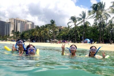 Snorkeling in Waikiki Many Fish All Levels Free Video & Pics! - Meet Lynne: The Small-Group Lesson Feel