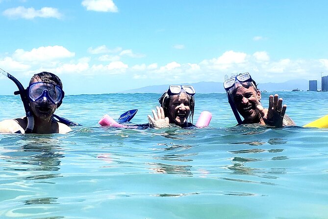 Snorkeling in Waikiki Many Fish All Levels Free Video & Pics! - What You’ll See: Many Fish Up Close (and the Reef Etiquette Basics)