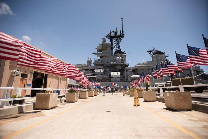 The Best of Pearl Harbor Full Day Tour - Battleship Missouri Memorial and USS Bowfin: Two Ways to Understand the War