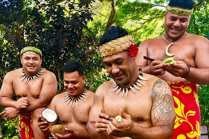 Toa Luau at Waimea Valley, Oahu - Getting There and Picking the Right Show Time
