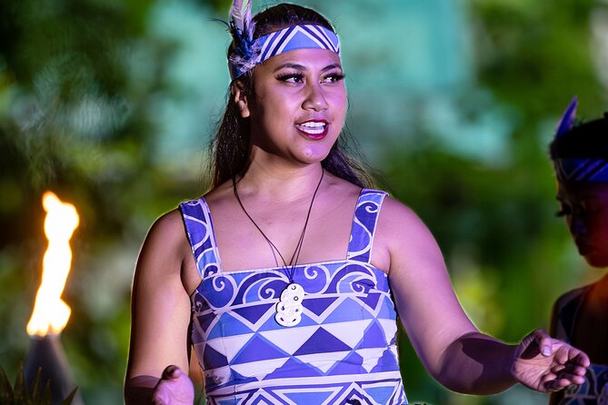 Toa Luau at Waimea Valley, Oahu - The Main Event: Polynesian Show and Fire Knife at the End