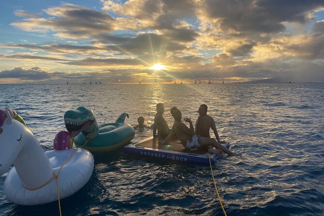 Turtle Canyon Snorkel Adventure in Waikiki, Oahu - Underwater Wildlife at Turtle Canyon: Sea Turtles and Reef Fish