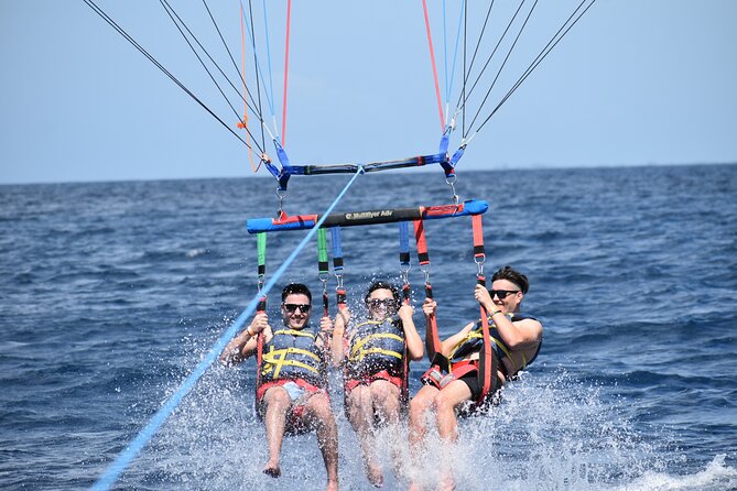 Waikiki: Parasailing in Hawaii - Your route in the sky: Diamond Head, Waikiki, and Ala Moana