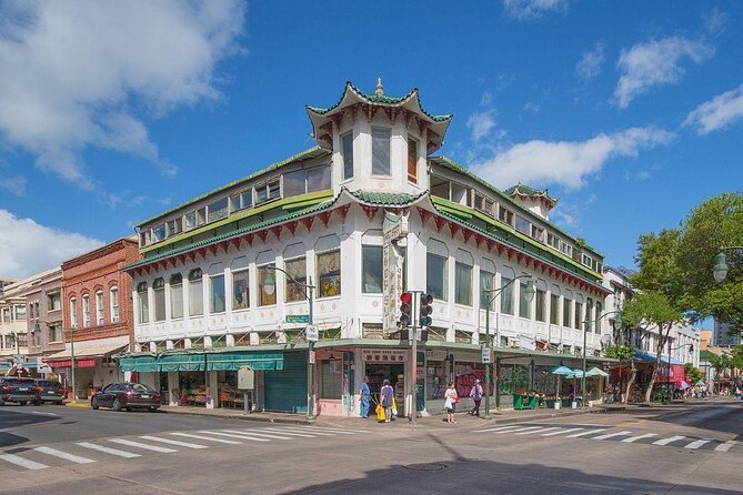 Waikiki Trolley Hop-On Hop-Off Tour of Honolulu - Price Value: What the $22 Buys, and What Costs Extra